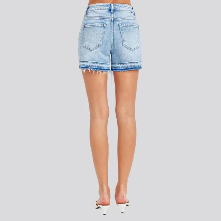 Straight mid-waist women's jean shorts