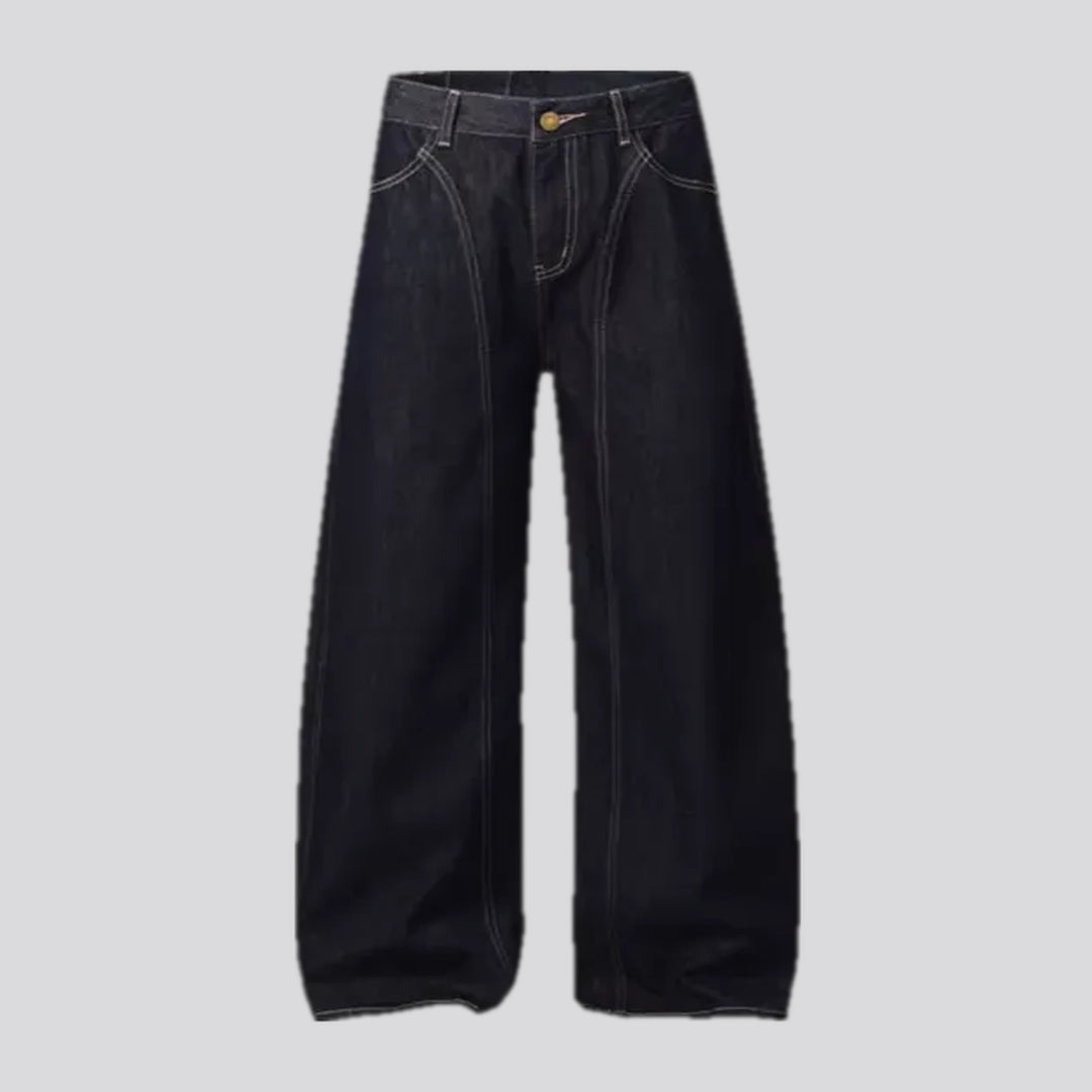 Slouchy 90s style dark men's jeans