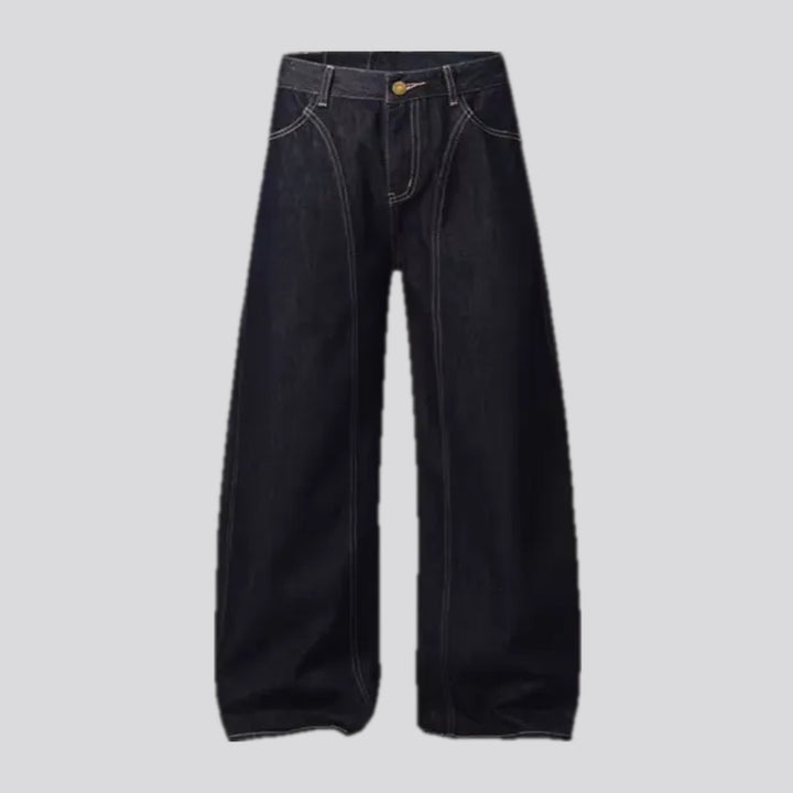 Slouchy 90s style dark men's jeans