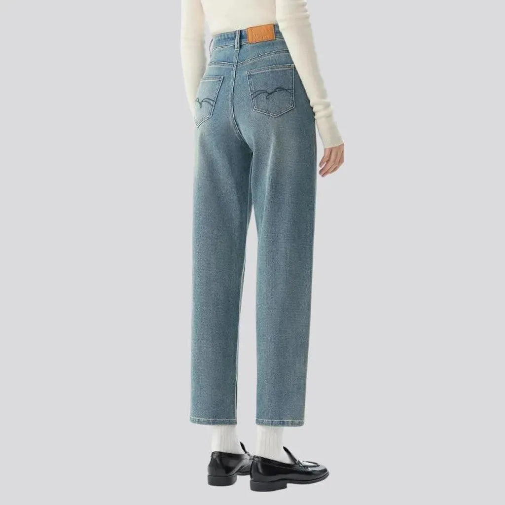 Stretchable easy-fit jeans for ladies
